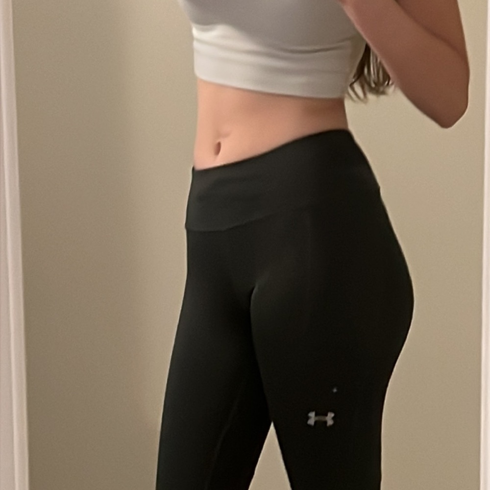 Dark gray leggings